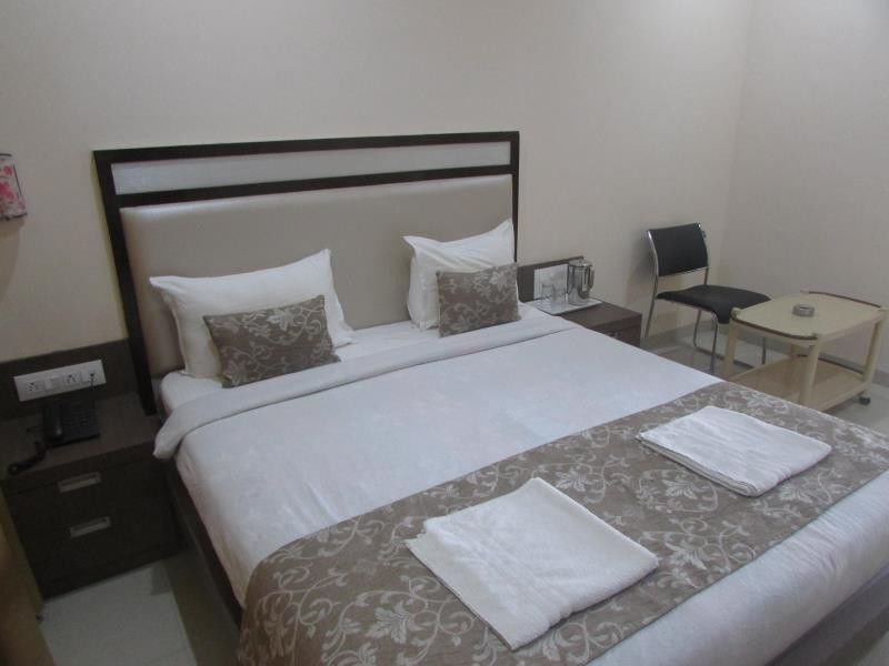 Hotel The Square Nashik Eksteriør billede
